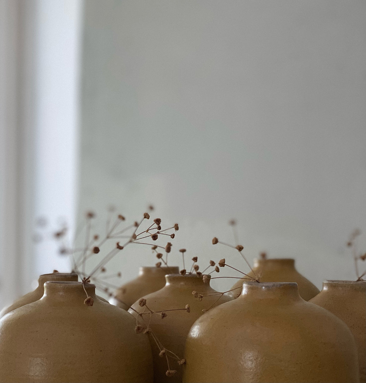Vaasjes met IJsselklei pigment
